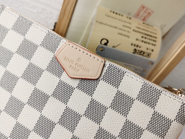 ルイヴィトンバッグ内部構造